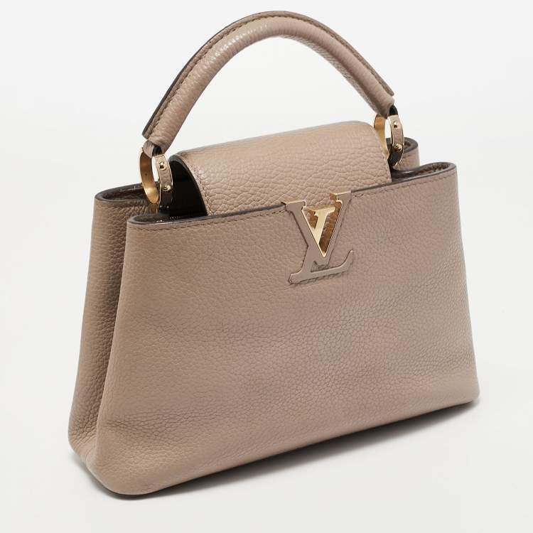 Pre Owned Louis Vuitton Beige Taurillon Leather Capucines BB Bag