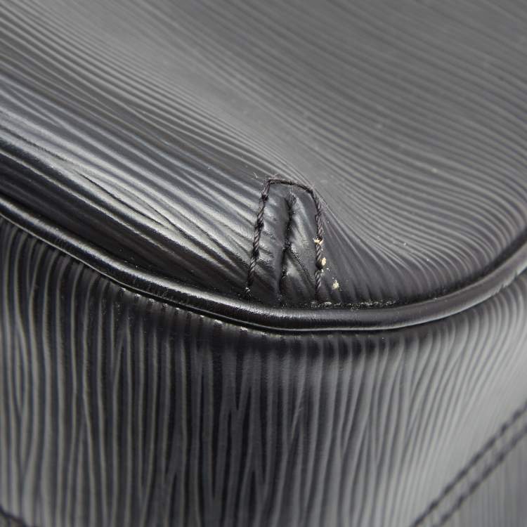 Pre Owned Louis Vuitton Black Epi Leather Turenne PM Bag
