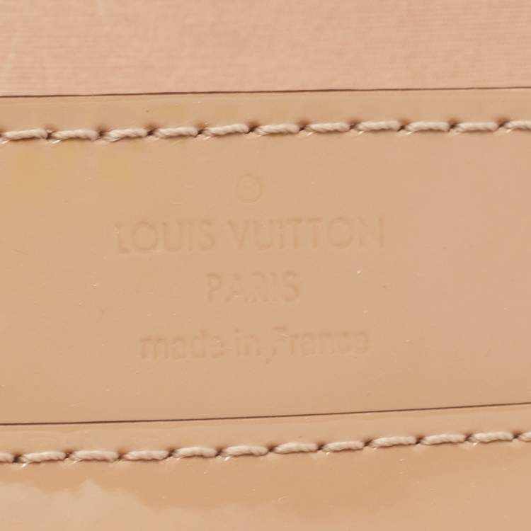 Pre Owned Louis Vuitton Beige Vernis Louise Clutch