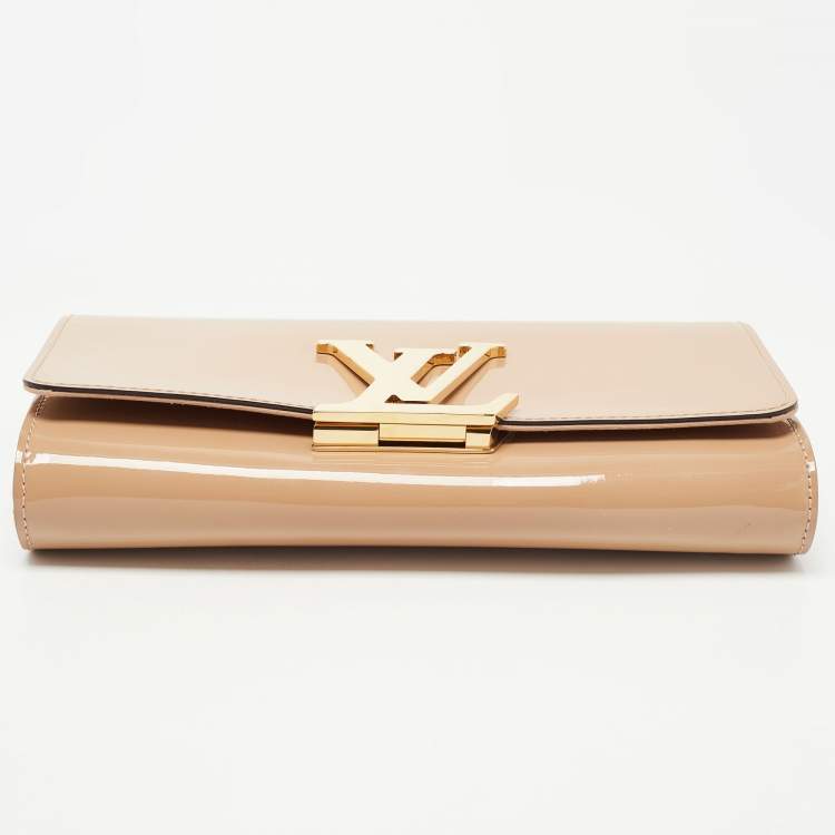 Pre Owned Louis Vuitton Beige Vernis Louise Clutch
