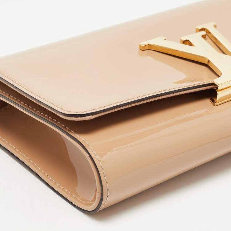 Pre Owned Louis Vuitton Beige Vernis Louise Clutch