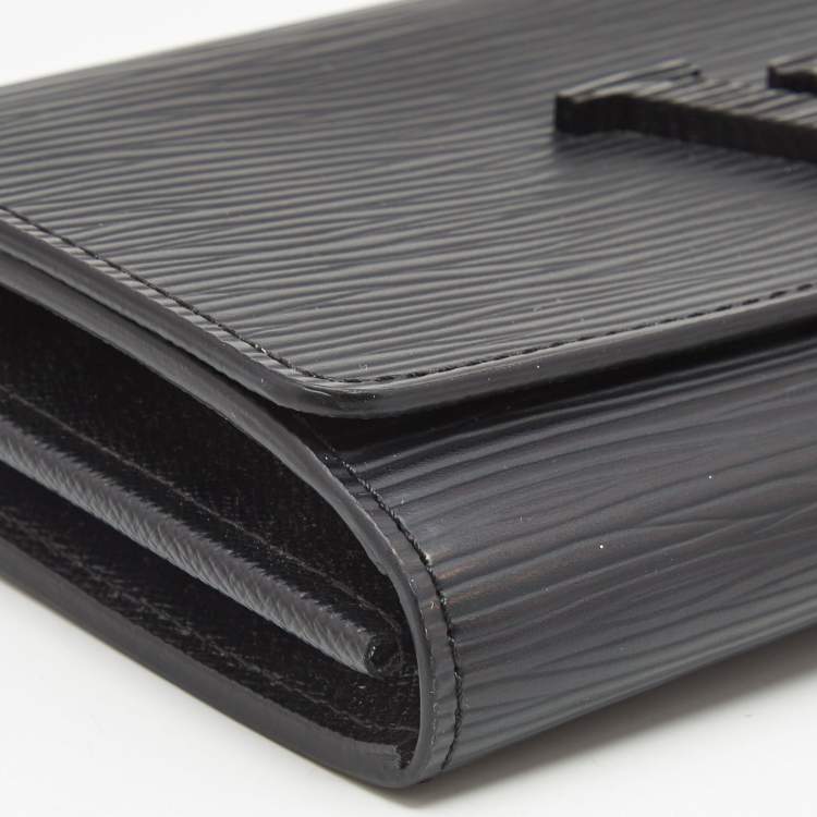 Pre Owned Louis Vuitton Black Epi Leather Louise Wallet