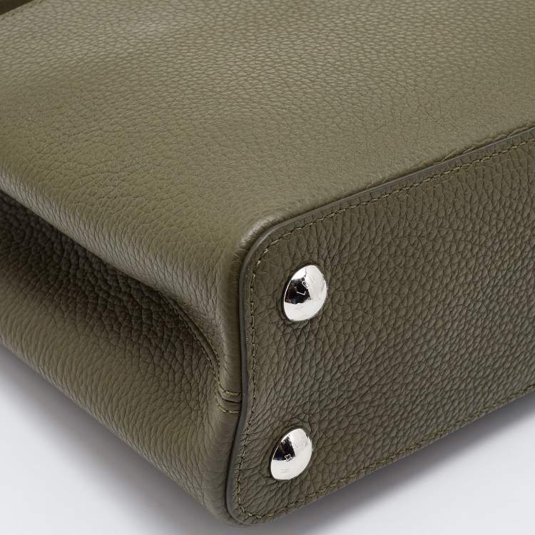 Pre Owned Louis Vuitton Green Taurillon Leather Capucines BB Bag