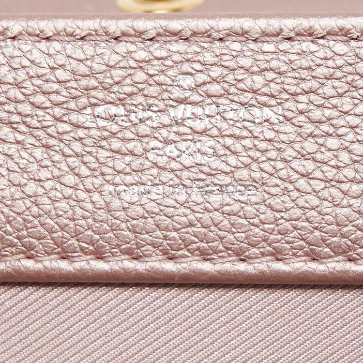Pre Owned Louis Vuitton Metallic Pink Leather Eyelets Lockme II Bag