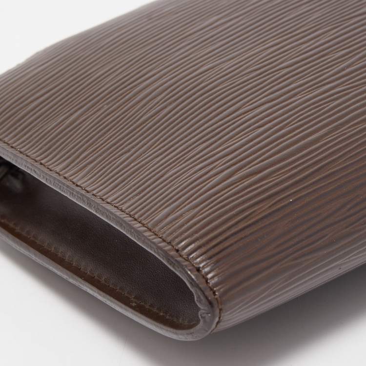Pre Owned Louis Vuitton Moka Epi Leather Pochette Accessories