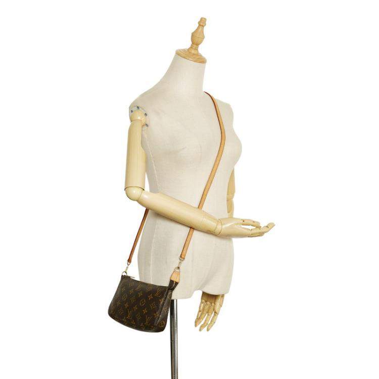 Pre Owned Louis Vuitton Brown Canvas Monogram Pochette Accessoires Long Strap bag