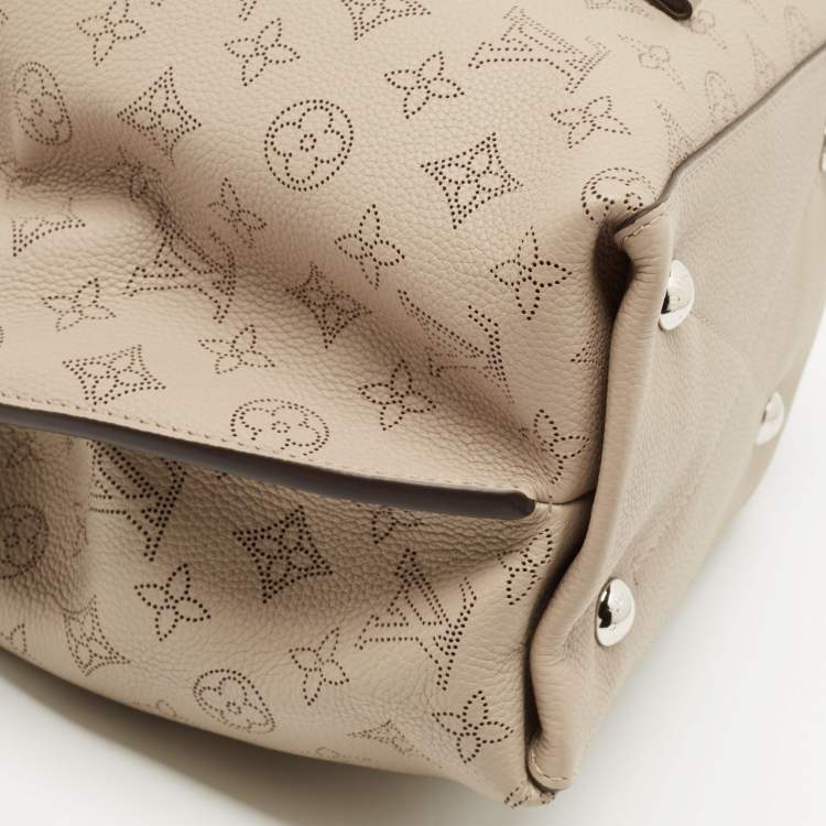 Pre Owned Louis Vuitton Opal Monogram Mahina Leather Muria Bag