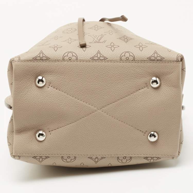 Pre Owned Louis Vuitton Opal Monogram Mahina Leather Muria Bag