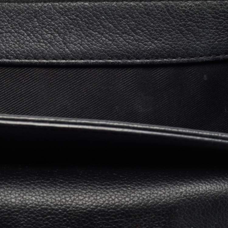 Pre Owned Louis Vuitton Black Leather Lockme II Bag