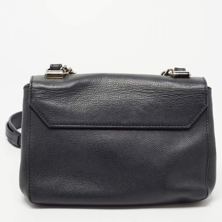 Pre Owned Louis Vuitton Black Leather Lockme II Bag