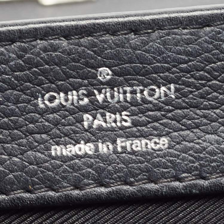 Pre Owned Louis Vuitton Black Leather Lockme II Bag
