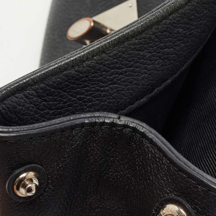 Pre Owned Louis Vuitton Black Leather Lockme II Bag