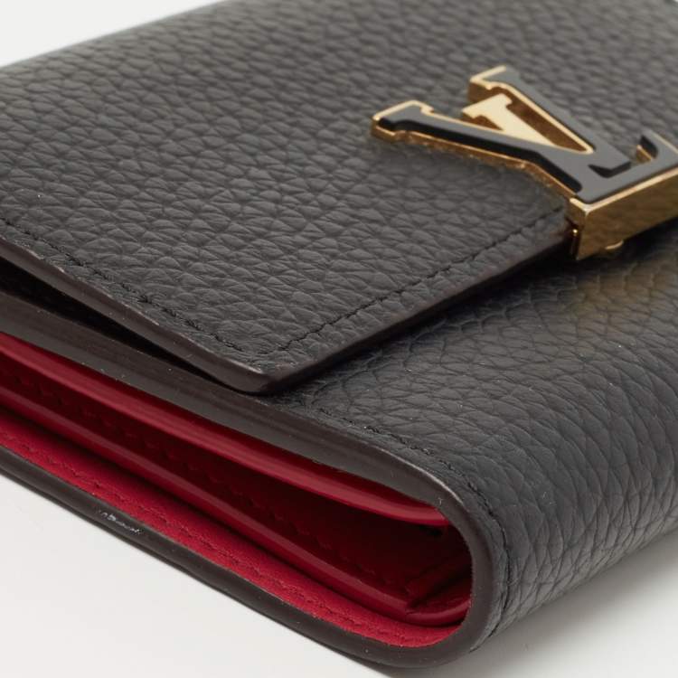 Pre Owned Louis Vuitton Black Taurillon Leather Maxi Capucines Wallet
