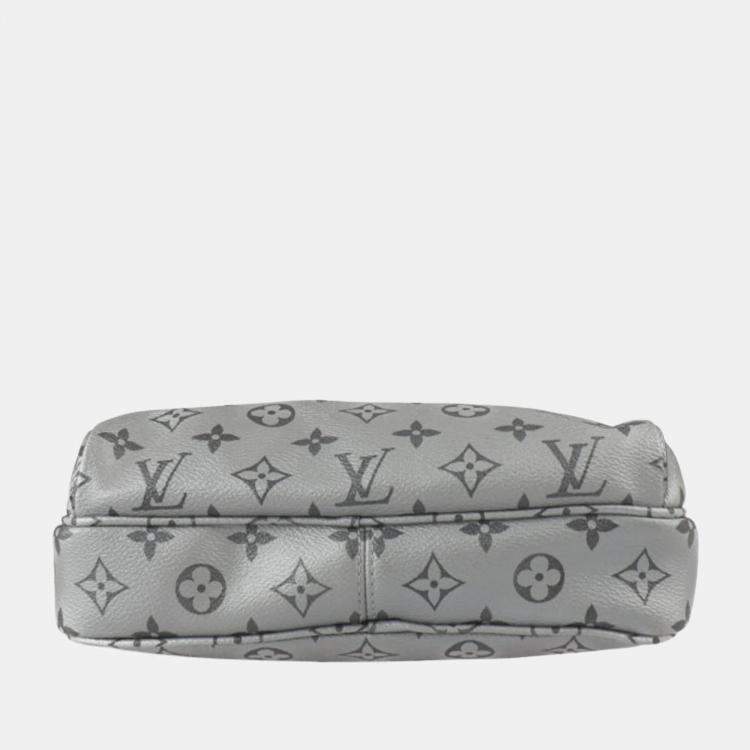 Pre Owned Louis Vuitton Grey Monogram Canvas Outdoor Messenger Bag