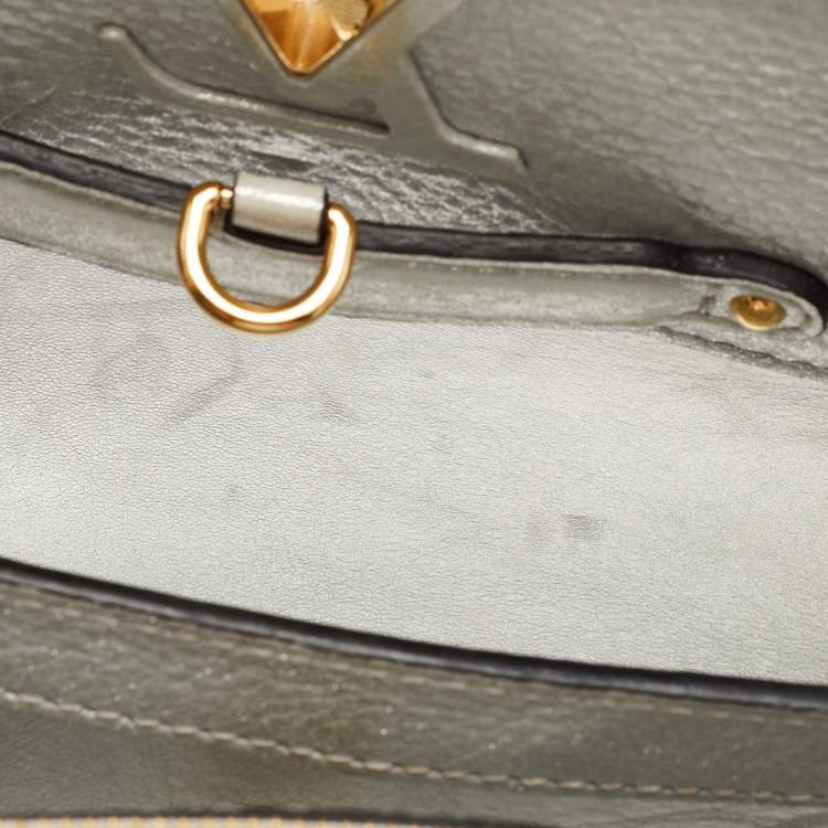 Pre Owned Louis Vuitton Silver Iridescent Leather Capucines BB Bag