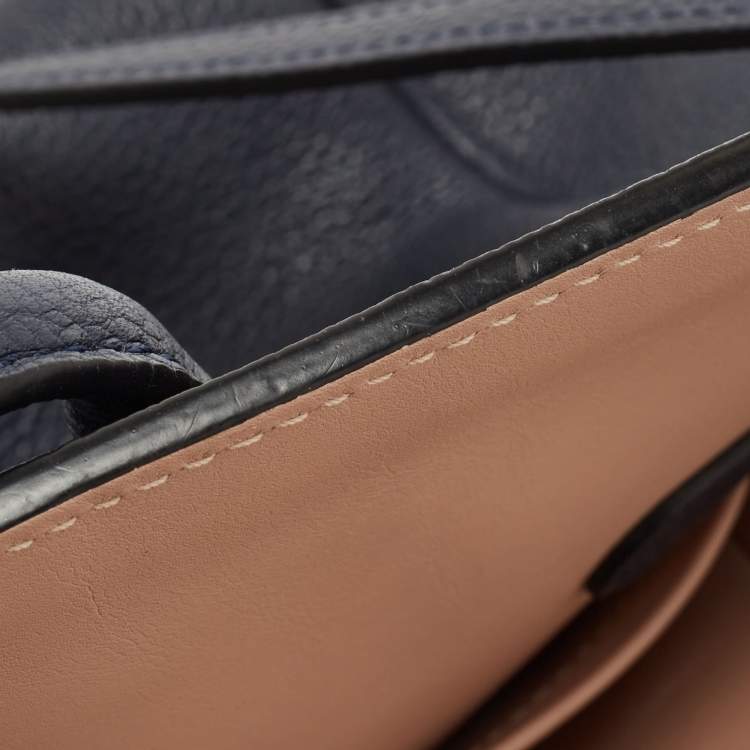 مملوكة مسبقًا Louis Vuitton Blue Marine Leather Milla MM Bag