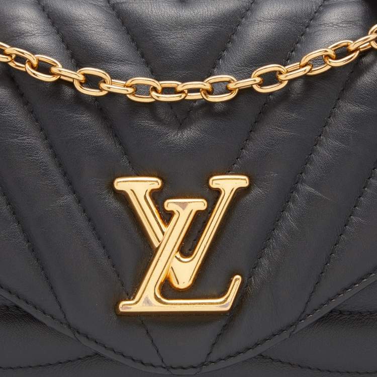 Pre Owned Louis Vuitton Black Leather New Wave Chain Bag