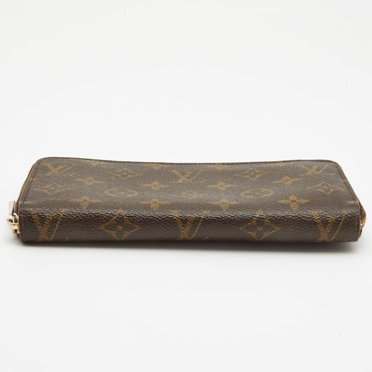 Pre Owned Louis Vuitton Monogram Canvas Zippy Wallet