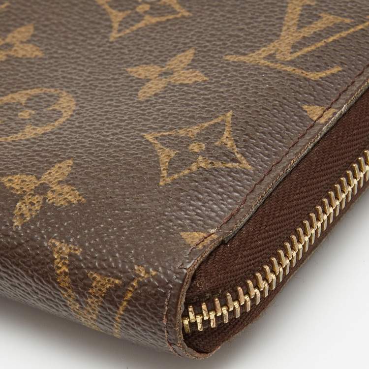 Pre Owned Louis Vuitton Monogram Canvas Zippy Wallet