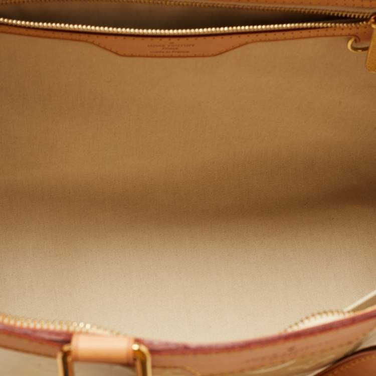 Pre Owned Louis Vuitton Blanc Corail Monogram Vernis Brea GM Bag