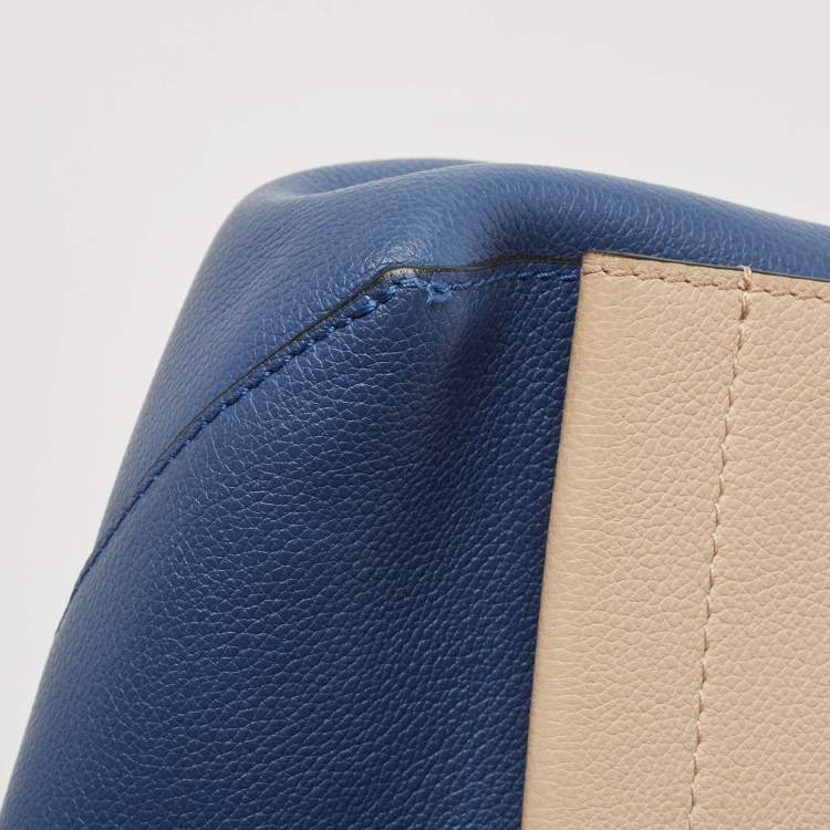 Pre Owned Louis Vuitton Beige/Blue Leather Lockme II Top Handle Bag
