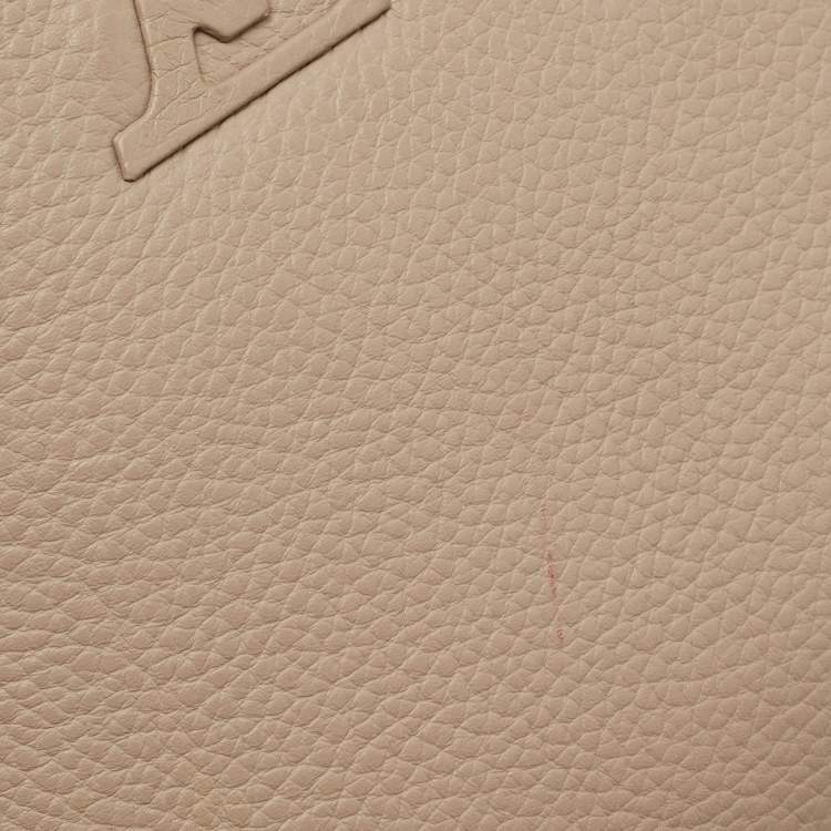 Pre Owned Louis Vuitton Galet Taurillon Leather Capucines BB Bag