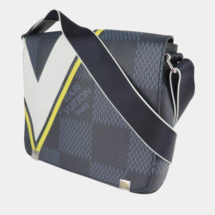 LOUIS VUITTON Damier Graphite District MM Silver Buckle Shoulder Bag  Black/Blue
