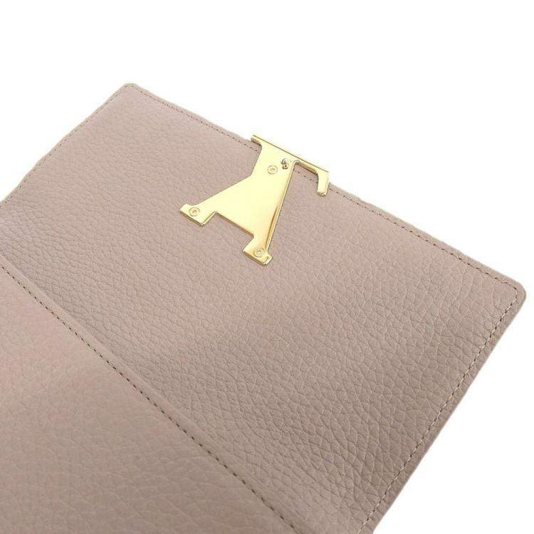 Pre Owned Louis Vuitton Grey Leather Capucines Wallet
