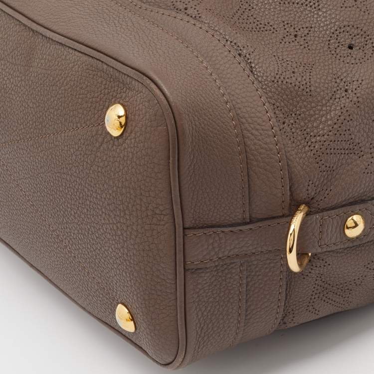 Pre Owned Louis Vuitton Poudre Mahina Leather Stellar PM Bag