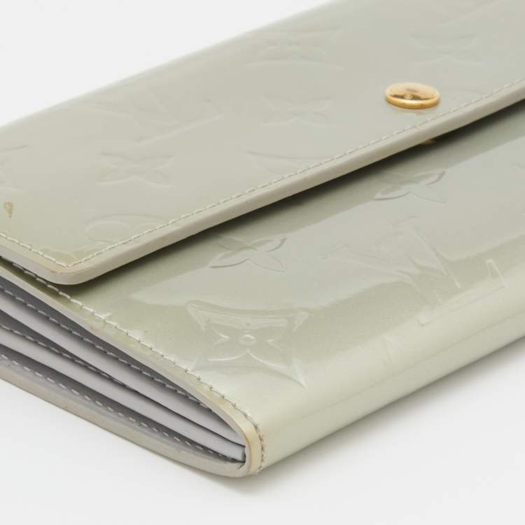 Pre Owned Louis Vuitton Silver Monogram Vernis Sarah Wallet