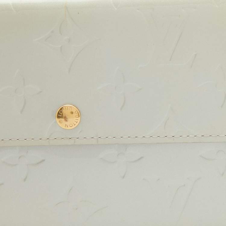 Pre Owned Louis Vuitton Silver Monogram Vernis Sarah Wallet