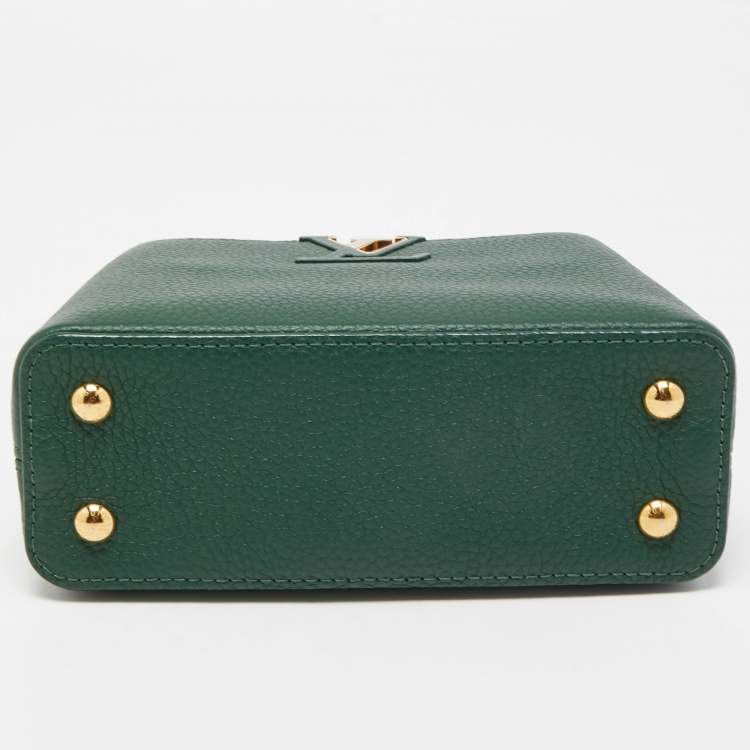Pre Owned Louis Vuitton Green/Beige Leather and Python Capucines Mini Bag