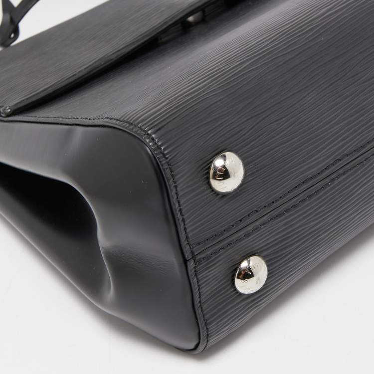 Pre Owned Louis Vuitton Black Epi Leather Cluny BB Bag