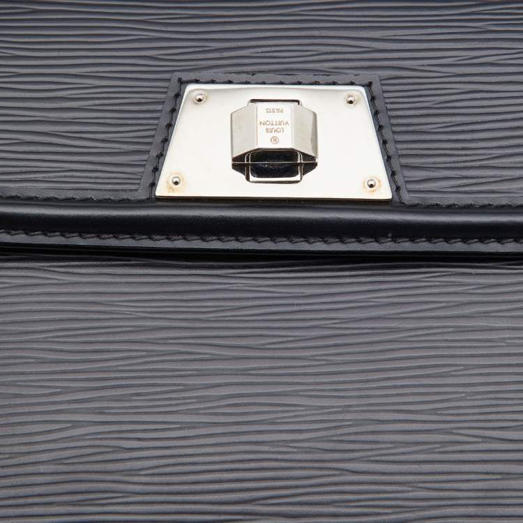 Pre Owned Louis Vuitton Black Epi Leather Sevigne PM Bag