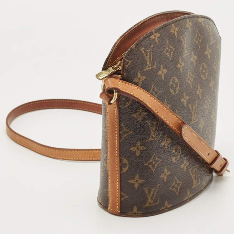 مملوكة مسبقًا Louis Vuitton Monogram Canvas Drouot Bag