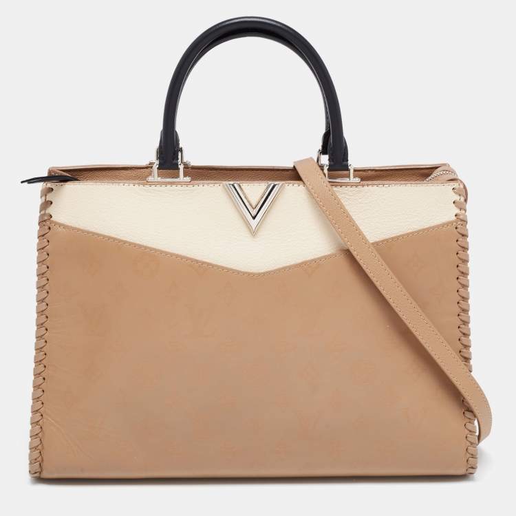 Pre Owned Louis Vuitton Tri Color Leather Monogram Very Zipped Bag