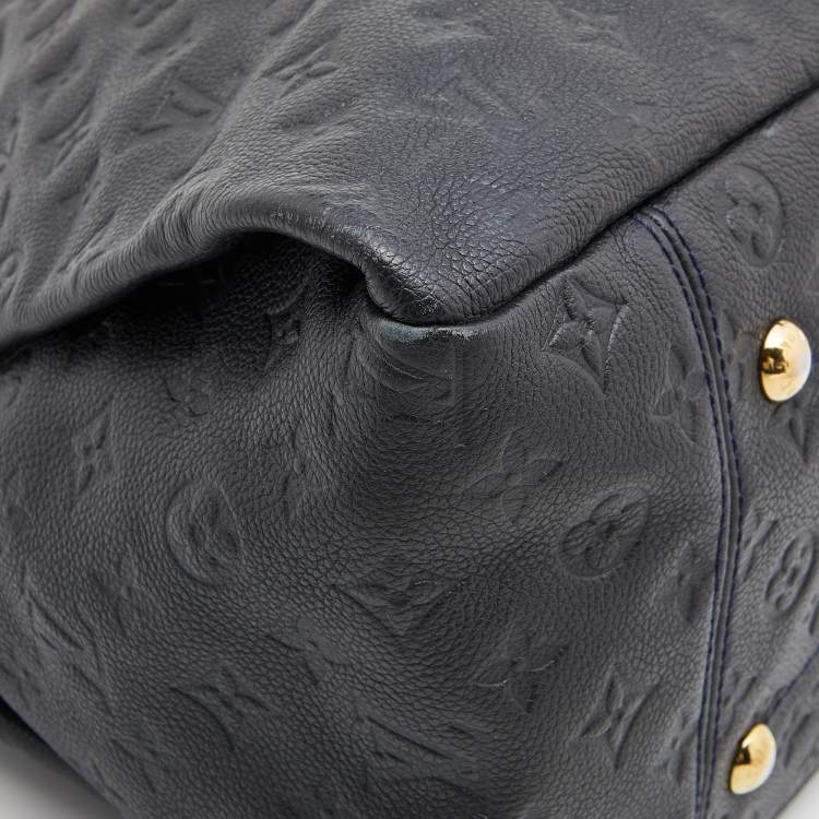 مملوكة مسبقًا Louis Vuitton Bleu Infini Monogram Empreinte Leather Artsy MM Bag