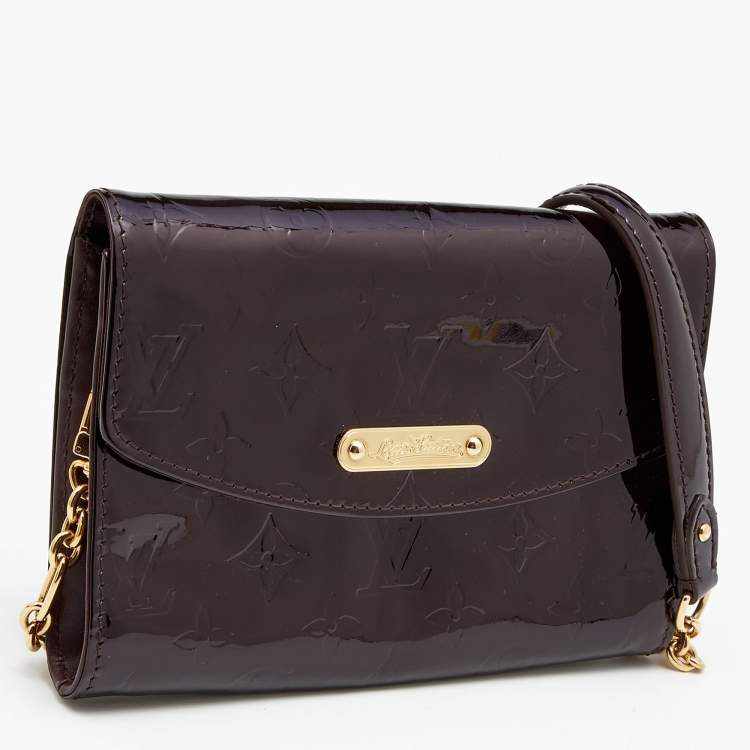 Pre Owned Louis Vuitton Amarante Monogram Vernis Bel Air Pochette Bag