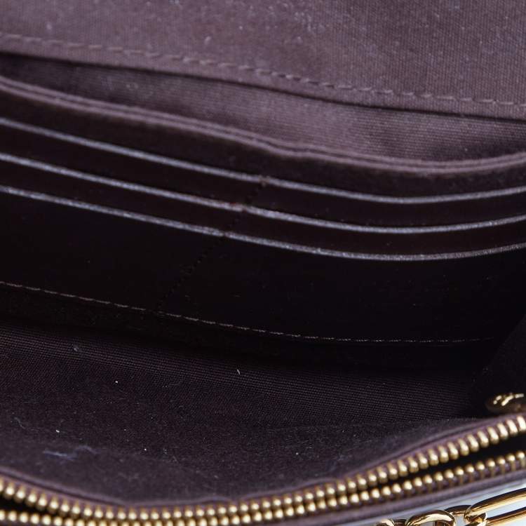 Pre Owned Louis Vuitton Amarante Monogram Vernis Bel Air Pochette Bag