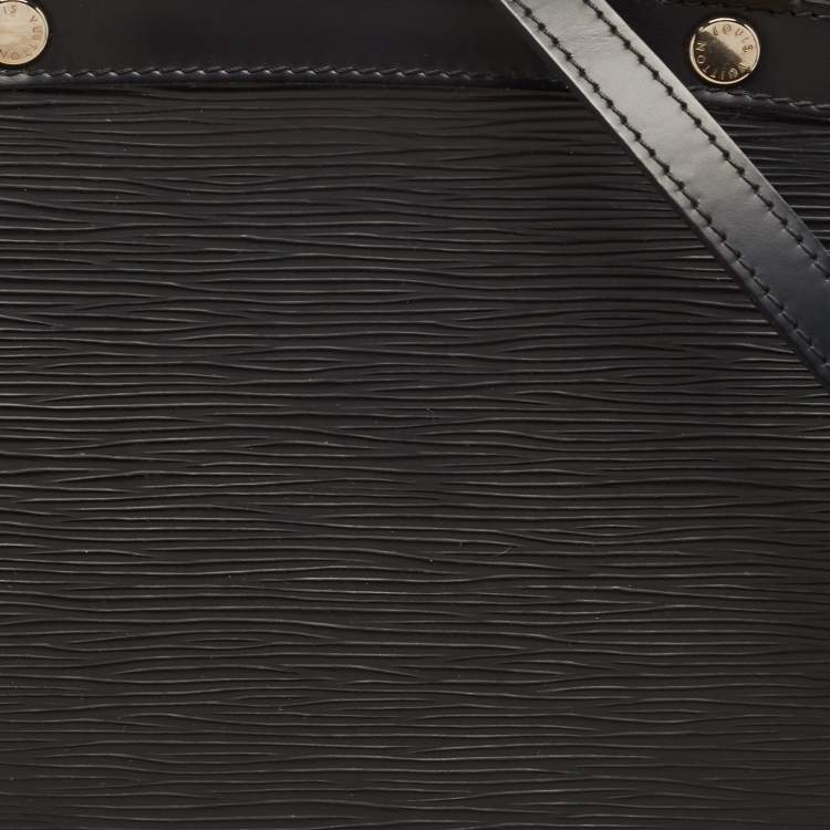 Pre Owned Louis Vuitton Black Epi Leather Brea GM Bag