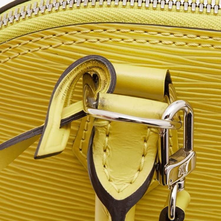 Pre Owned Louis Vuitton Pistache Epi Leather Alma BB Bag