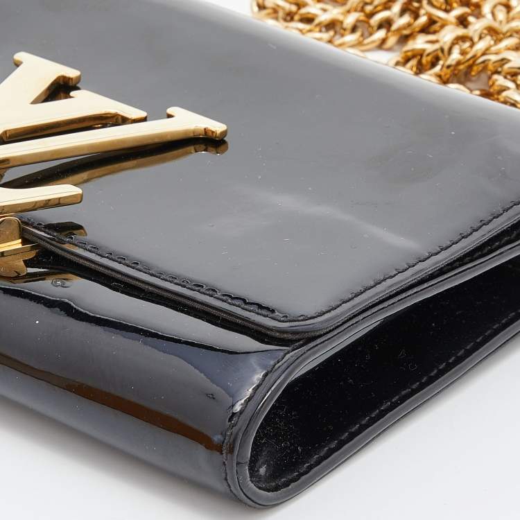 مملوكة مسبقًا Louis Vuitton Black Patent Leather Chain Louise MM Bag