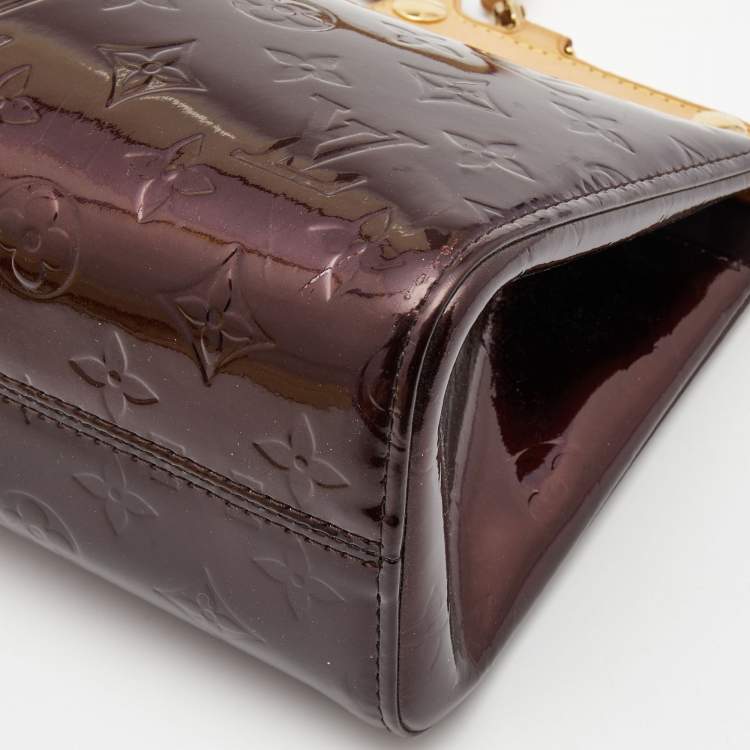 Pre Owned Louis Vuitton Amarante Monogram Vernis Roxbury Drive Bag