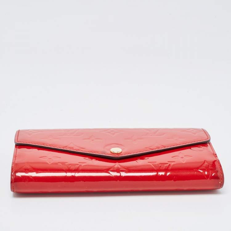 Pre Owned Louis Vuitton Pomme D’amour Monogram Vernis Sarah Wallet 
