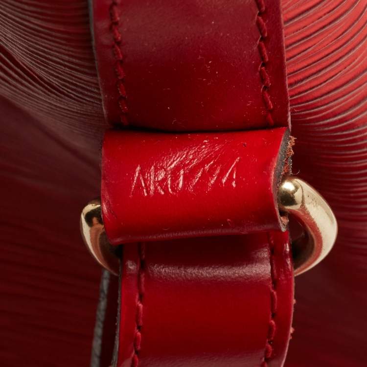 Pre Owned Louis Vuitton Red Epi Leather Noe Bag