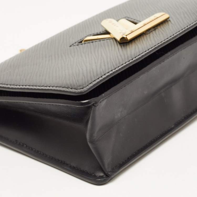مملوكة مسبقًا Louis Vuitton Black Epi Leather Twist Belt Wallet On Chain