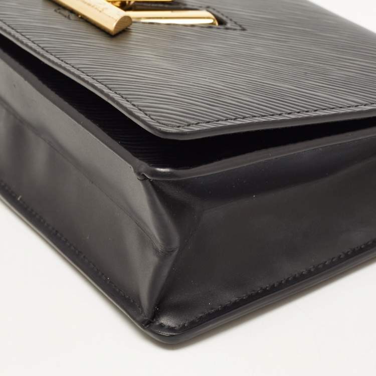 مملوكة مسبقًا Louis Vuitton Black Epi Leather Twist Belt Wallet On Chain