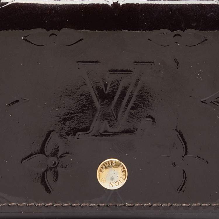 مملوكة مسبقًا Louis Vuitton Amarante Monogram Vernis Flap Card Case
