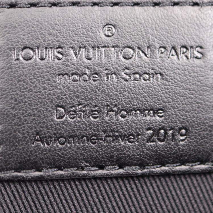 Pre Owned Louis Vuitton Black Leather Taiga A4 Rainbow Pochette Clutch Bag