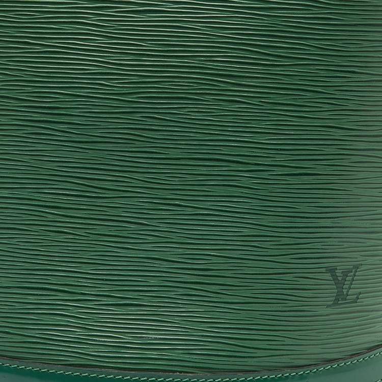 Pre Owned Louis Vuitton Borneo Green Epi Leather Cluny Bag